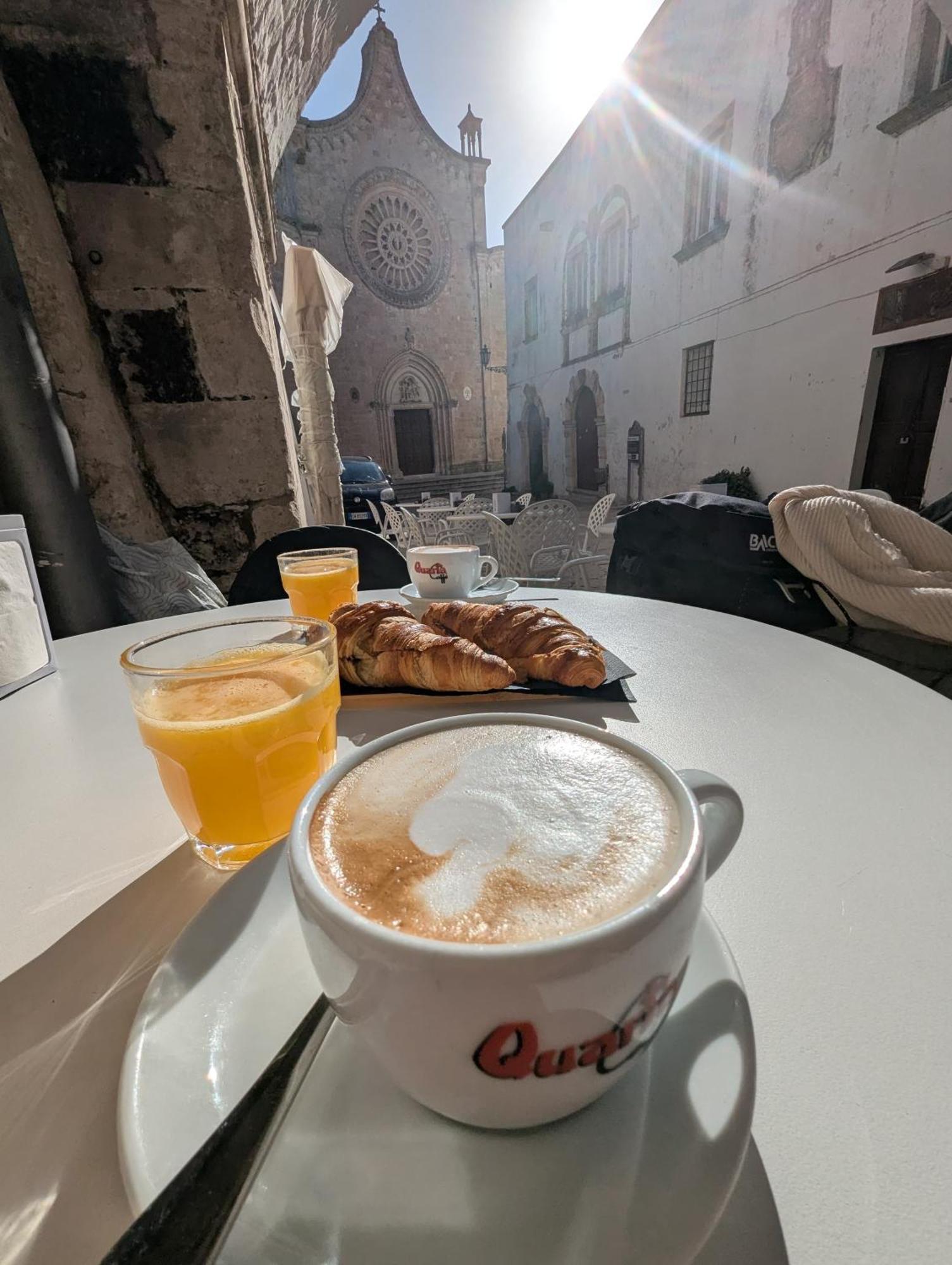 Bed and Breakfast Ca Sotto L'Arco Остуни Экстерьер фото